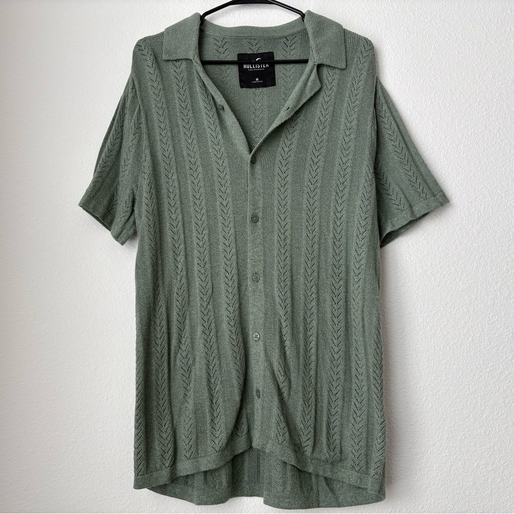 Hollister Medium Sage Green Knit Collared Shirt
